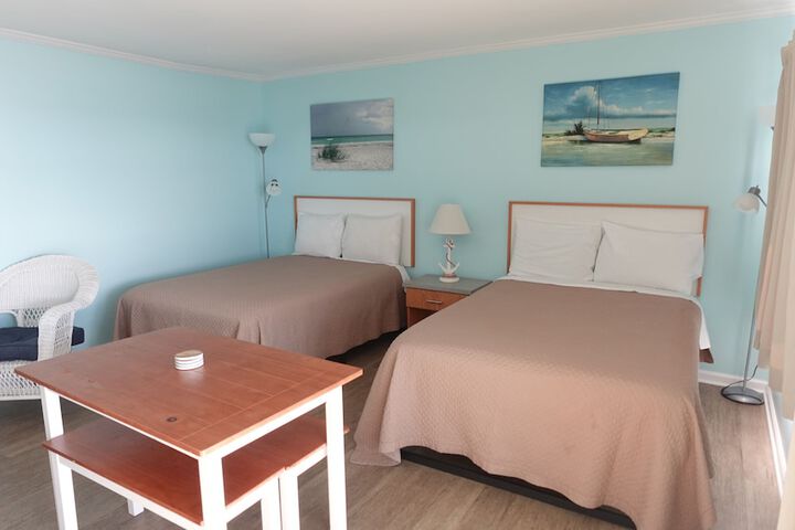 Room 49 of 282