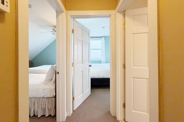 Room 91 of 331