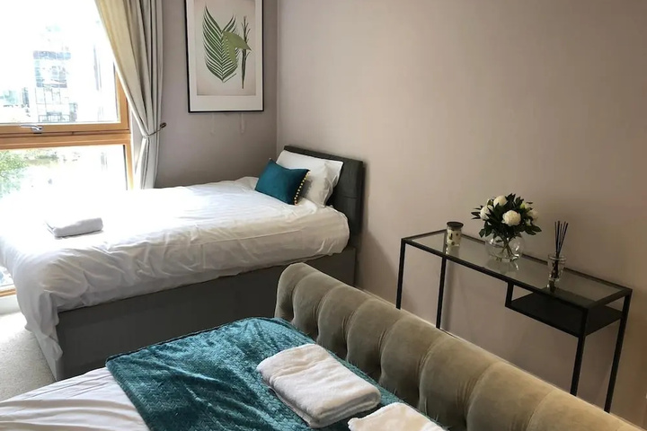 Room 3 of 12