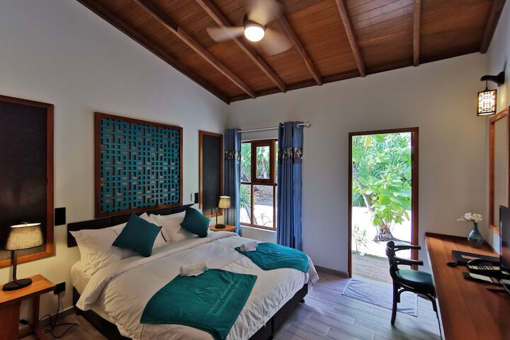 Room 15 of 46