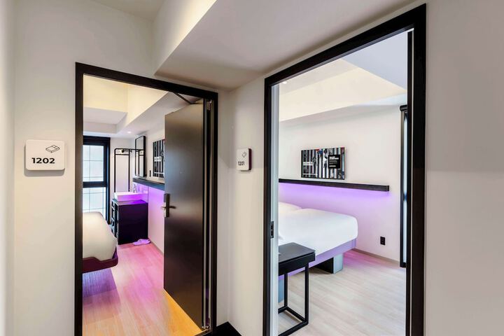Room 31 of 66