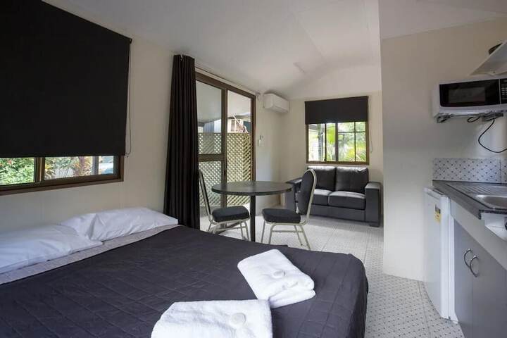 Room 3 of 63