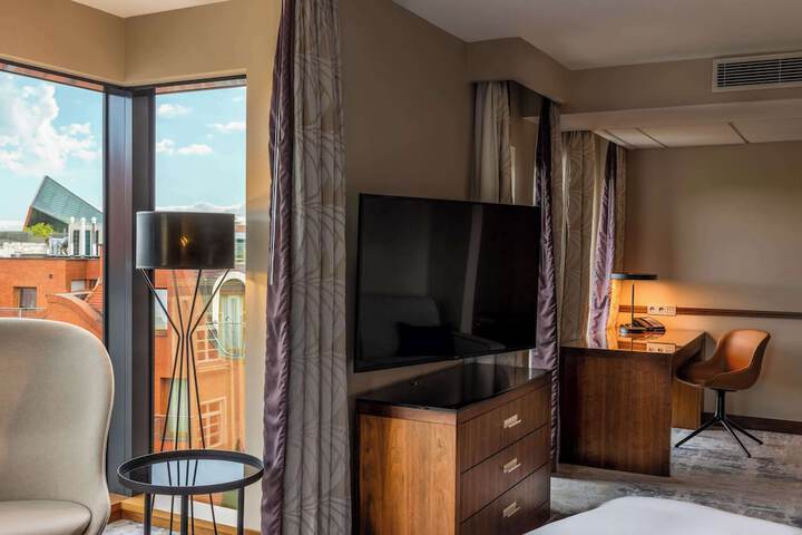 Room 17 of 125