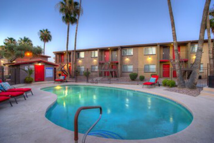 Pool 13 of 22