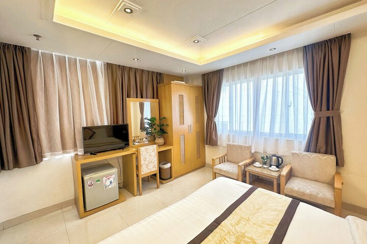 Room 16 of 54