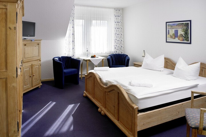 Room 4 of 45