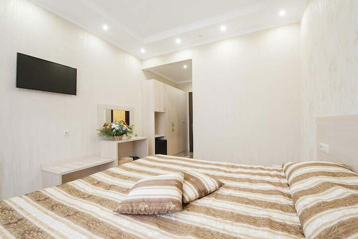 Room 14 of 49