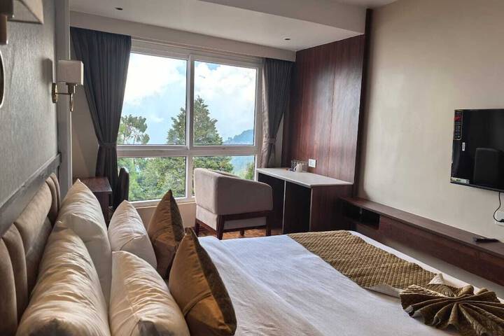 Room 10 of 31