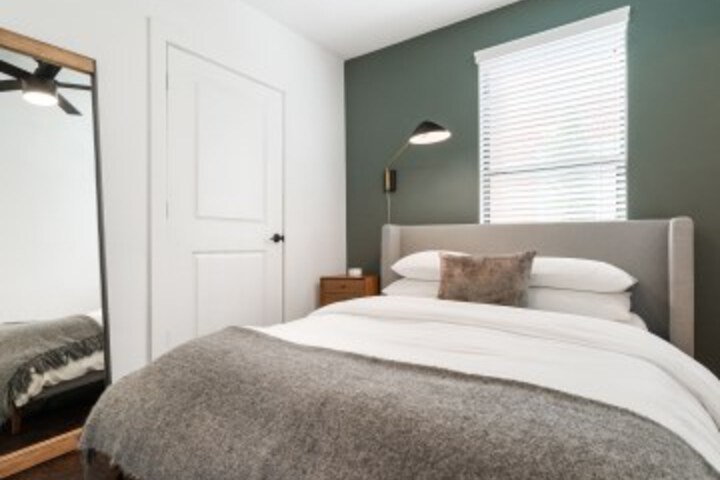 Room 53 of 73