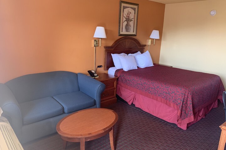 Single Room (7 of 9)