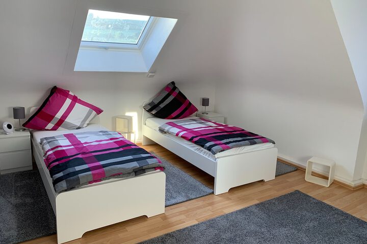 Room 7 of 24