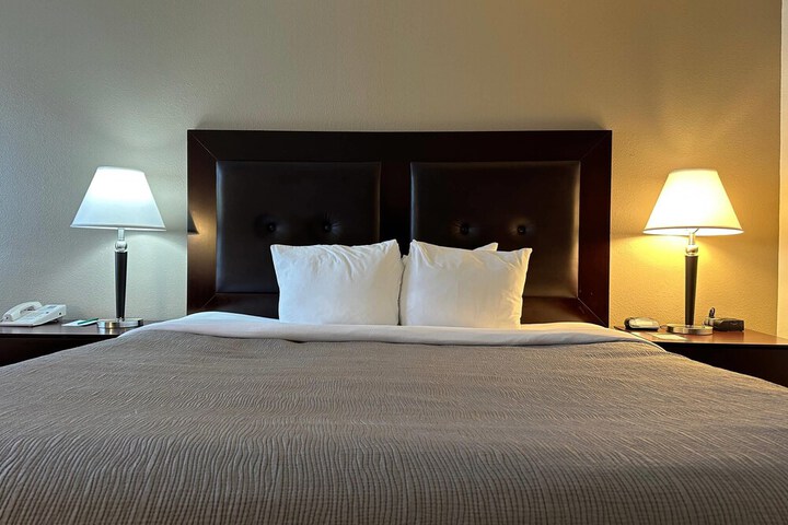 Room 37 of 88