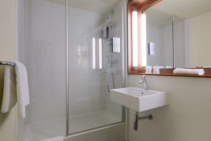Bath Interior