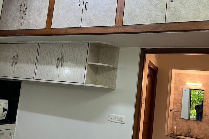 Room 10 of 22