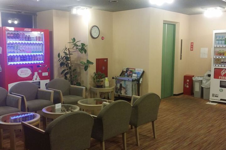 Hotel 2 of 42