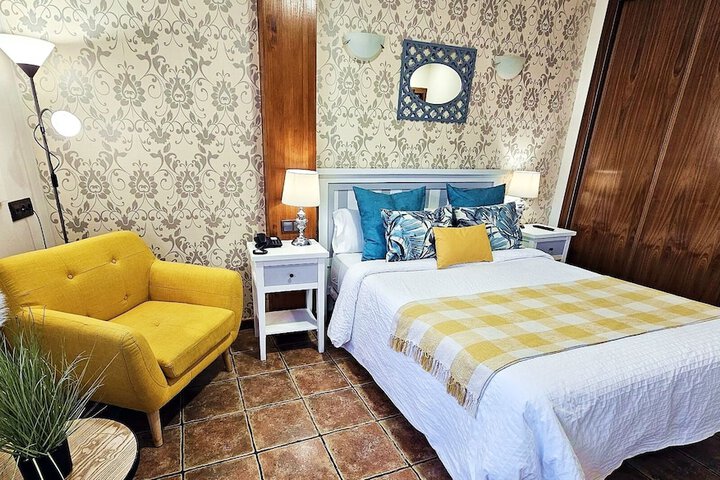 Room 12 of 67
