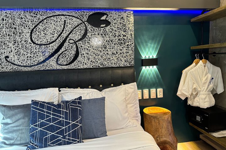 Room 38 of 80