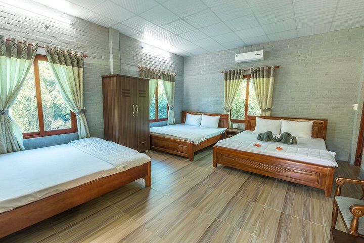 Room 3 of 42