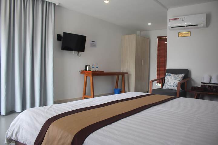 Room 10 of 91