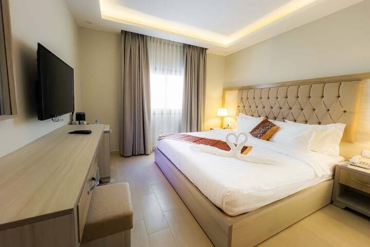 Room 153 of 235