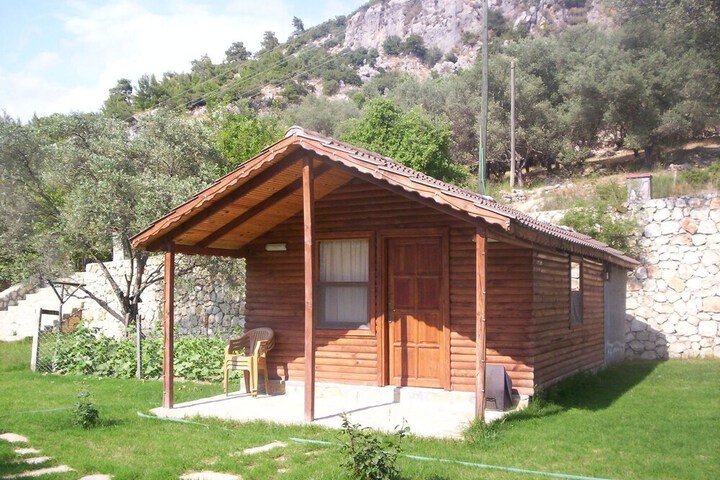 Room 2 of 13
