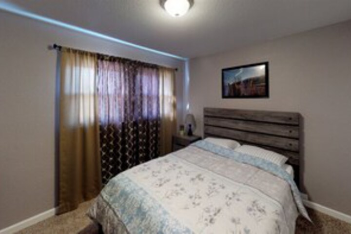 Room 12 of 12