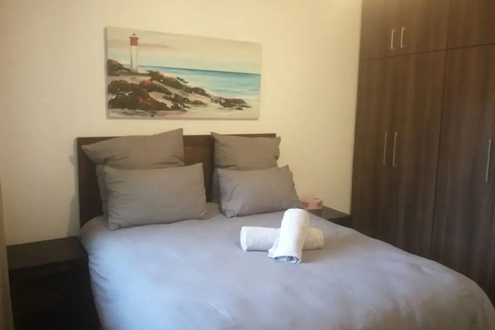 Room 5 of 19