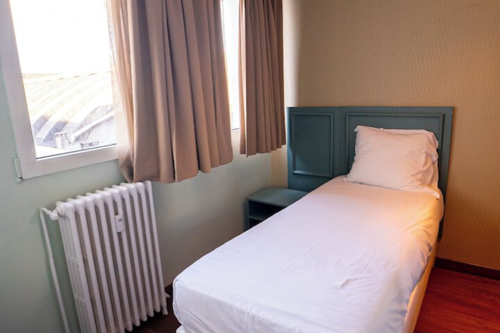 Room 4 of 47
