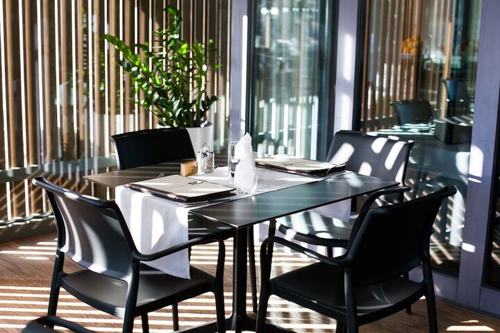 Dining 109 of 146