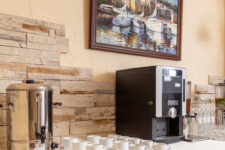 Breakfast/Coffee Service 79 of 105