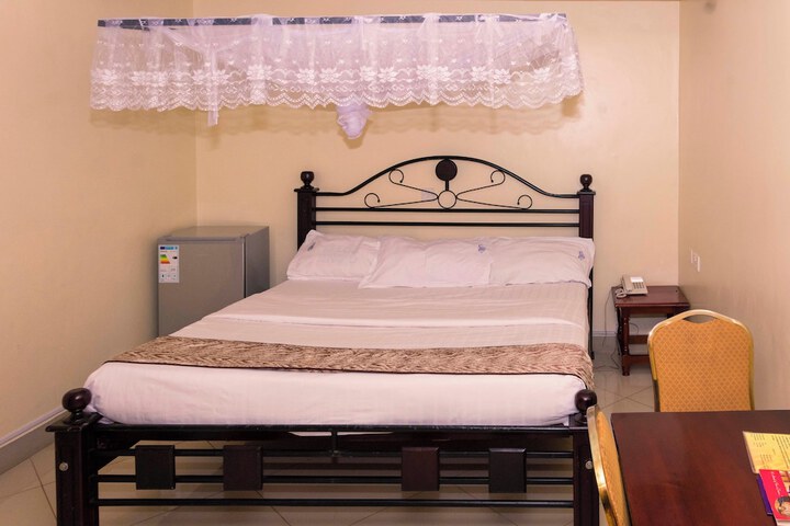 Room 11 of 35
