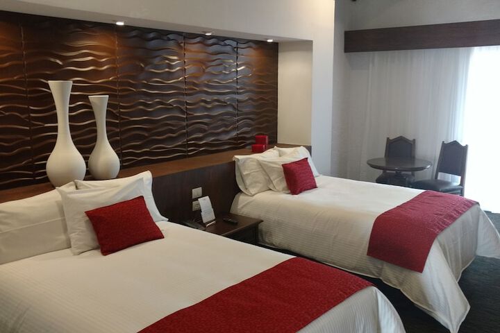 Room 5 of 45