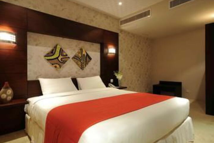 Hotel 44 of 70