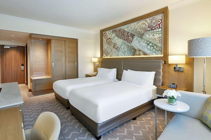 Room 34 of 117
