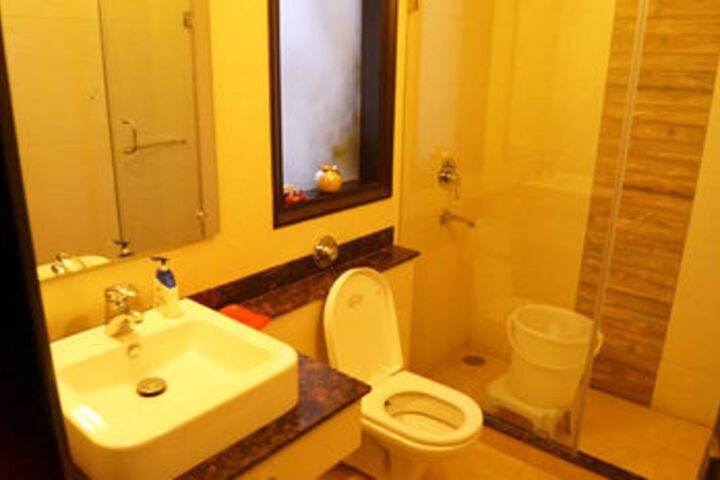 Room 2 of 19