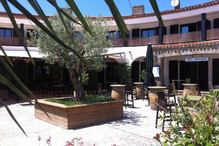 Terrace/Patio 7 of 20