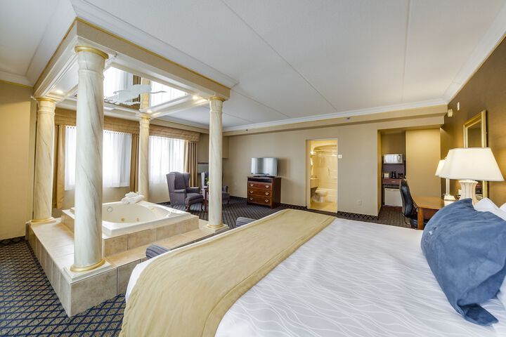 Room 7 of 70