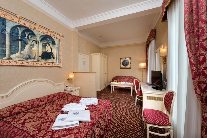 Room 14 of 45