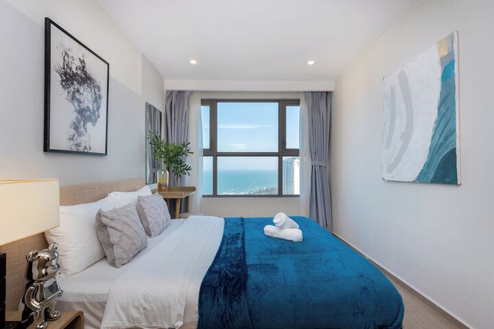 Room 41 of 299