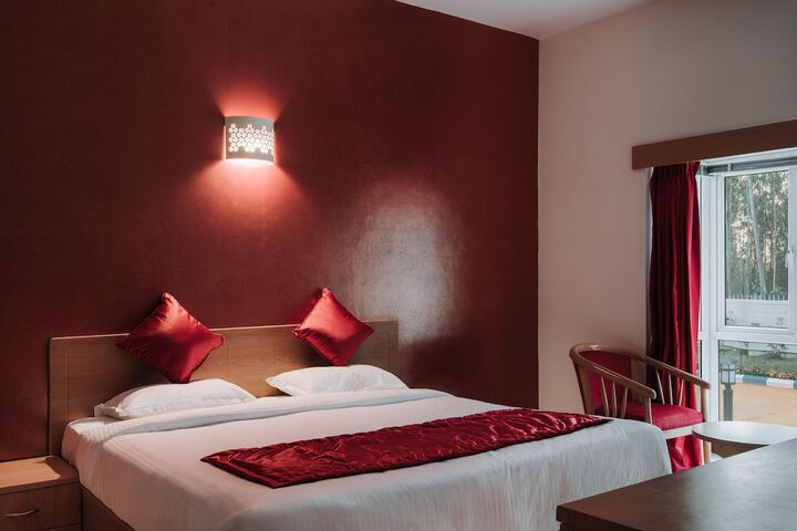 Room 4 of 51