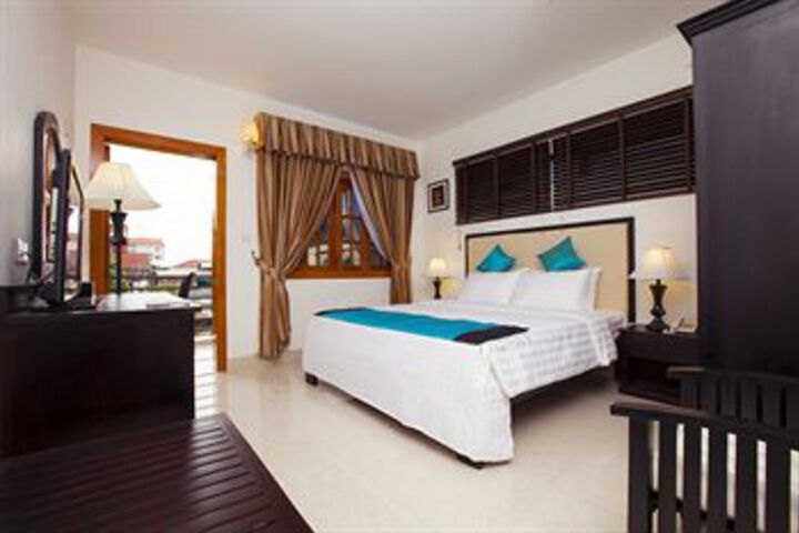 Room 15 of 27