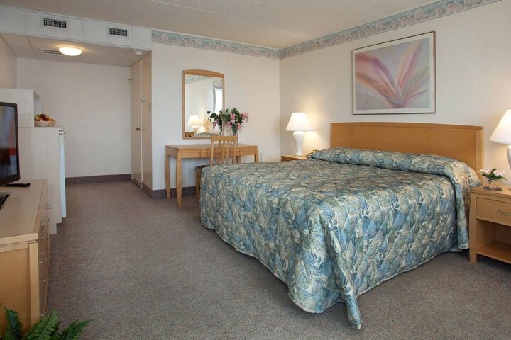 Room 7 of 40