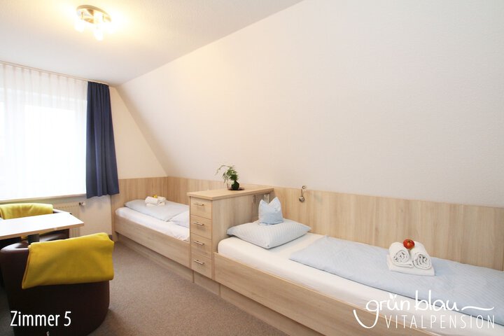 Room 4 of 24