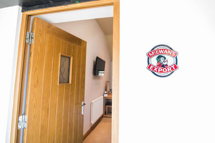 Room 9 of 31