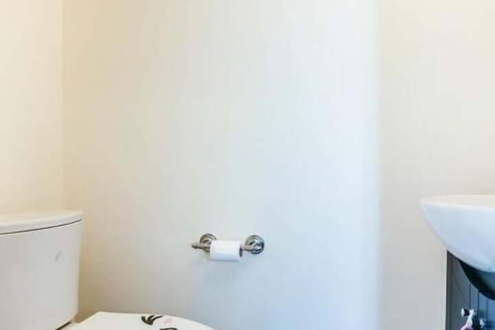 Room 14 of 19
