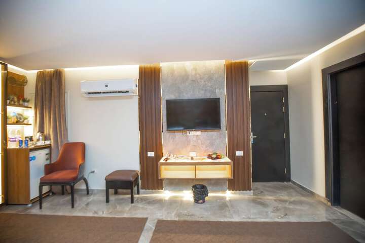 Room 60 of 139