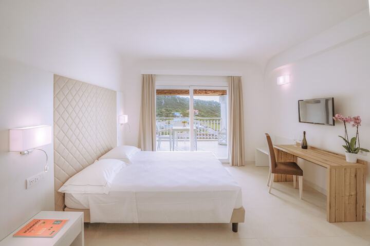 Room 14 of 75
