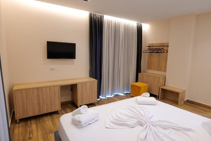 Room 56 of 107