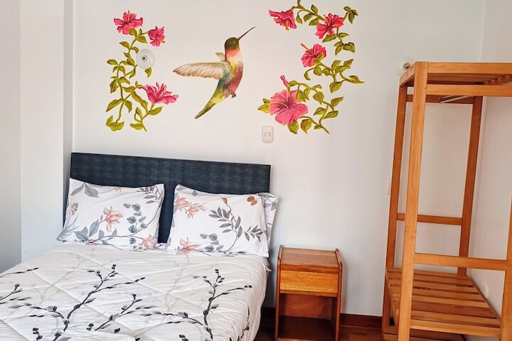 Room 5 of 10