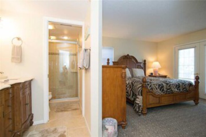 Room 45 of 49